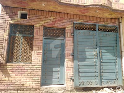 پاجیگی روڈ پشاور میں 3 کمروں کا 6 مرلہ مکان 60 لاکھ میں برائے فروخت۔