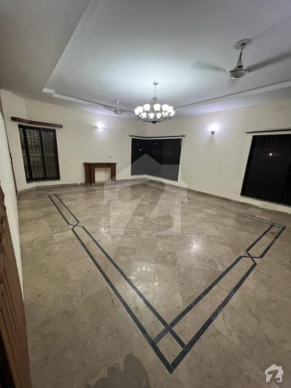 1   Kanal    Commercial   House   For   Rent   In  Main  Boulevard  Gulberg  Lahore