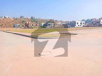 5 Marla Commercial Plot Is Available For Sale