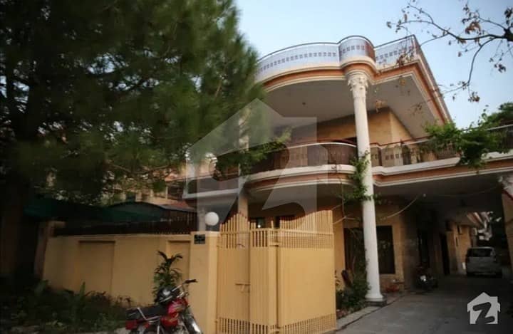 21 Marla House For Sale In F6-1 Islamabad
