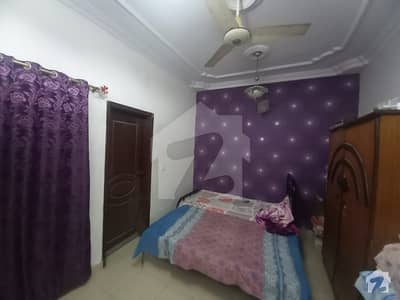 ناظم آباد - بلاک 5ڈی ناظم آباد کراچی میں 3 کمروں کا 7 مرلہ بالائی پورشن 1 کروڑ میں برائے فروخت۔