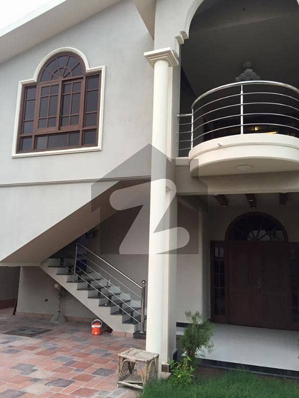 Dha Phase IV 500 Yards 2 (Unit) Bungalow For Sale
