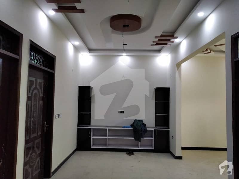 A 1080 Square Feet House Located In Gulshan-E-Maymar - Sector R Is Available For Rent