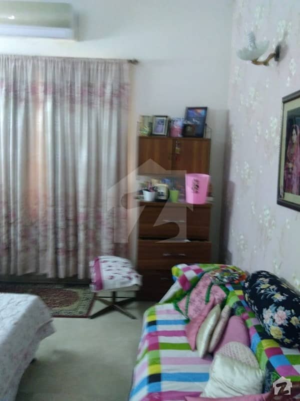 گلستانِِ جوہر ۔ بلاک 8 گلستانِ جوہر کراچی میں 3 کمروں کا 7 مرلہ مکان 1.95 کروڑ میں برائے فروخت۔