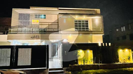 1 Kanal Most Beautiful Modern Design House For Sale In Tariq Garden