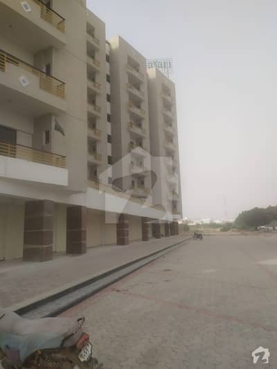 سفاری اینکلیو آپارٹمنٹس یونیورسٹی روڈ کراچی میں 2 کمروں کا 3 مرلہ فلیٹ 65 لاکھ میں برائے فروخت۔