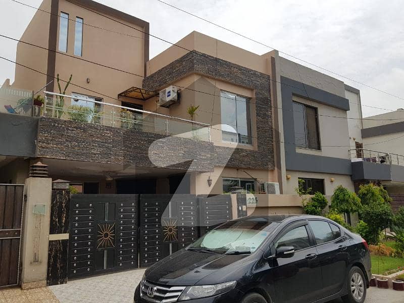 7 Marla House for Sale in Gardenia Block Bahria Town Lahore