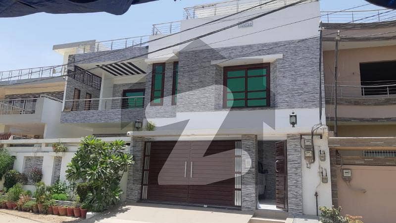 سندھ بلوچ ہاؤسنگ سوسائٹی گلستانِ جوہر کراچی میں 6 کمروں کا 18 مرلہ مکان 5.8 کروڑ میں برائے فروخت۔