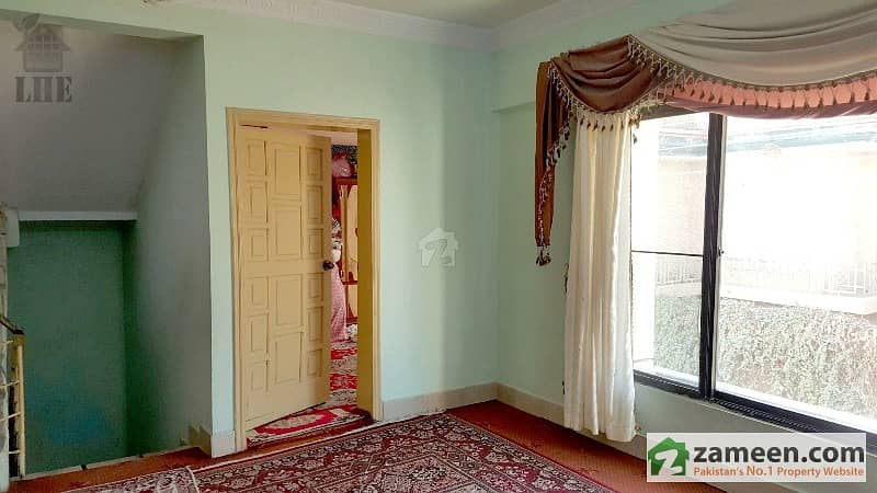 1560 Sq Ft House For Sale On New Al Gillani Road