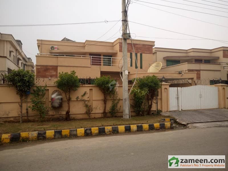 One Kanal House For Sale PAF Falcon Complex, Gulberg, Lahore ID8243735