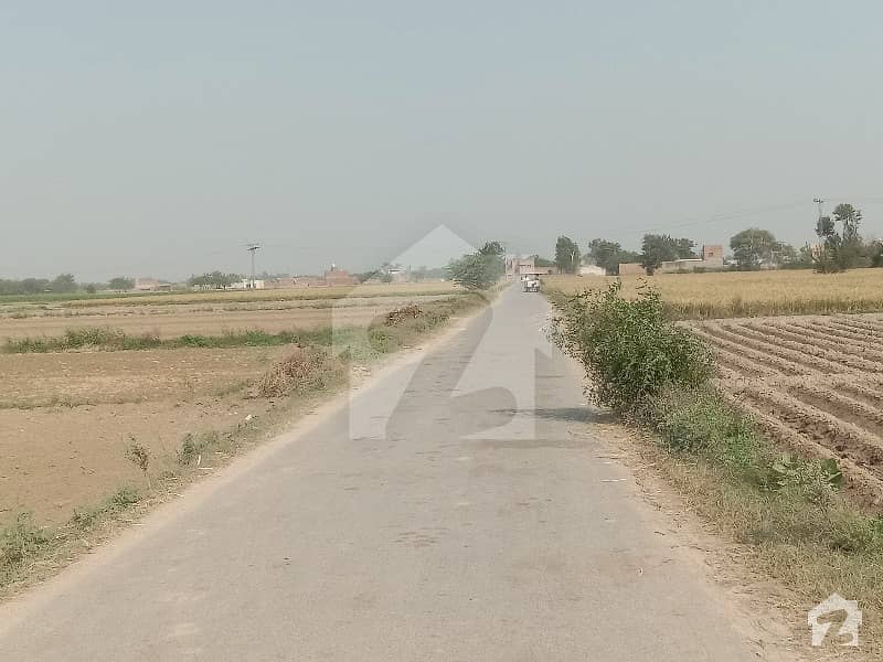 ڈی ایچ اے فیز 7 ڈیفنس (ڈی ایچ اے) لاہور میں 8 کنال زرعی زمین 1.25 کروڑ میں برائے فروخت۔