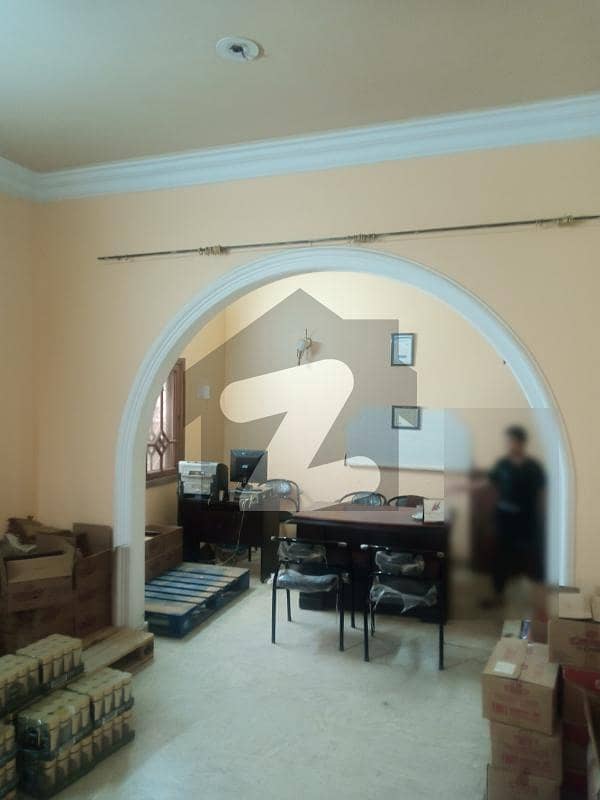 400 Sq Yd 3 Bed D D Fully Renovated Ground Floor Portion Available For Semi Commercial Rent In Block 12 Gulistan E Jauhar Karachi