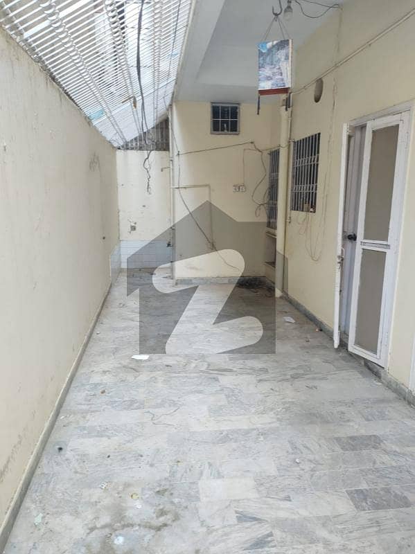 Ground Floor 1400 Sq. Ft Flat With Spacious Car Parking Available For Rent In Shadman Arcade