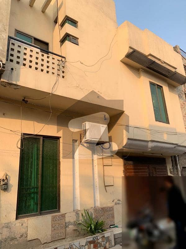 تاج باغ سکیم لاہور میں 5 کمروں کا 5 مرلہ مکان 1.25 کروڑ میں برائے فروخت۔