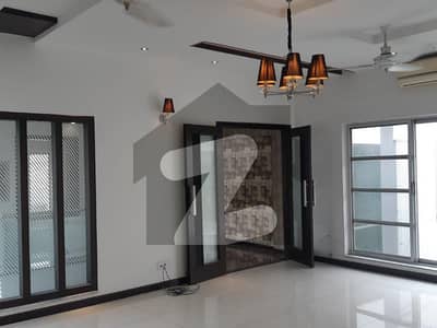 Lavish Option 1 Kanal 5 Beds Super Class House For Rent Located At Dha Phase 4 Lahore