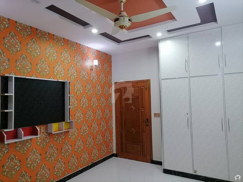 ملٹری اکاؤنٹس ہاؤسنگ سوسائٹی لاہور میں 5 کمروں کا 8 مرلہ مکان 1.96 کروڑ میں برائے فروخت۔