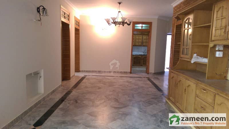 New Separate Gate Lower Portion In I 8 Best New Marble Floor Front