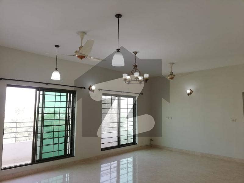 12 Marla 4 Bed Room Apartment For Rent In Askari 11