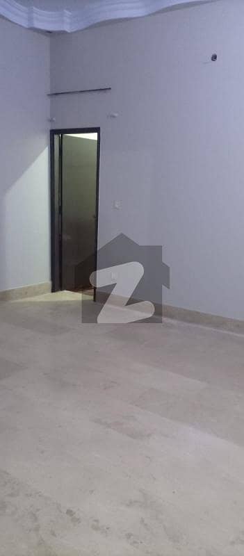 240 Square Yards Upper Portion For Rent Is Available In Gulshan-e-iqbal Town