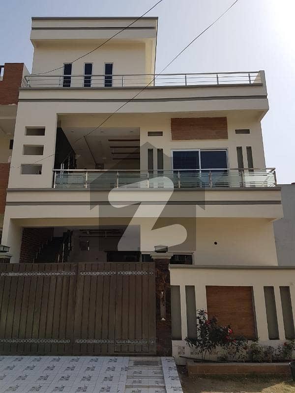 10 Marla House For Sale In B Block Canal Garden Lahore