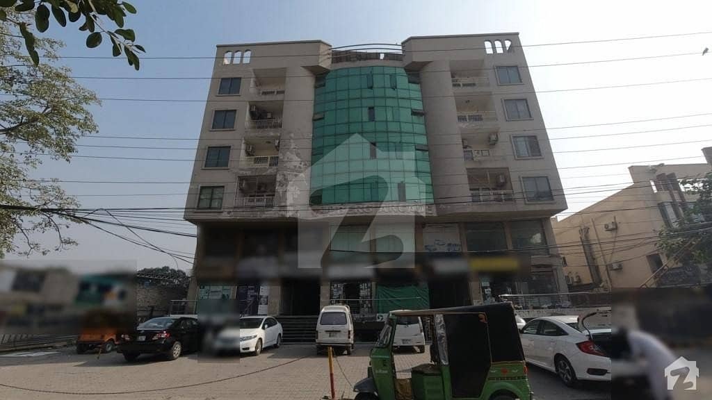 840 Sq Ft Office In Gulberg Arcade For Sale