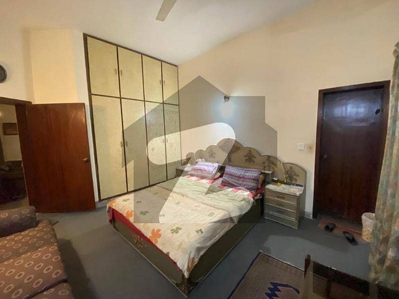 ریوینیو سوسائٹی لاہور میں 2 کمروں کا 10 مرلہ مکان 2.65 کروڑ میں برائے فروخت۔