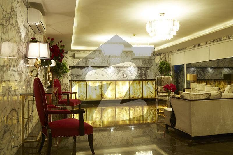 Flat Of 900 Square Feet Available In Gulberg Flat Of 900 Square Feet Available In Gulberg