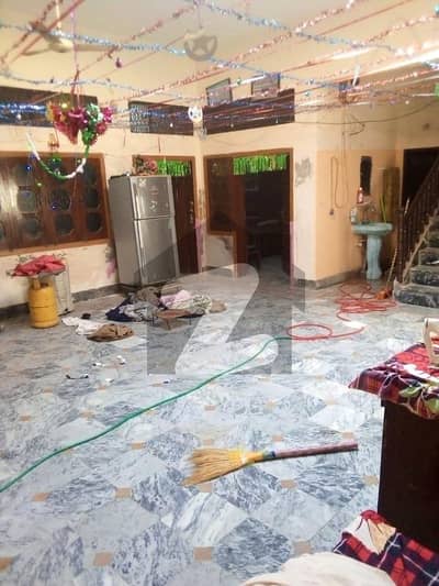 وزیر آباد روڈ سیالکوٹ میں 6 کمروں کا 13 مرلہ مکان 3 کروڑ میں برائے فروخت۔