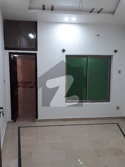 900 Square Feet House For Rent Available In Peshawar Road