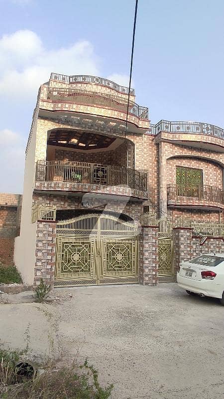 کلر سیداں راولپنڈی میں 5 کمروں کا 10 مرلہ مکان 1.55 کروڑ میں برائے فروخت۔