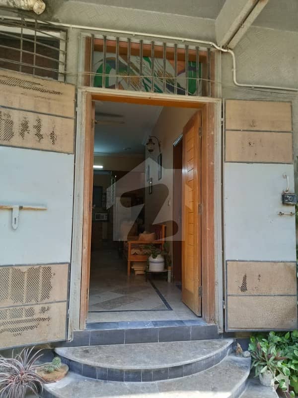 220 Sq Yd Ground Floor Full Portion Available For Sale At Nazimabad No 02.
