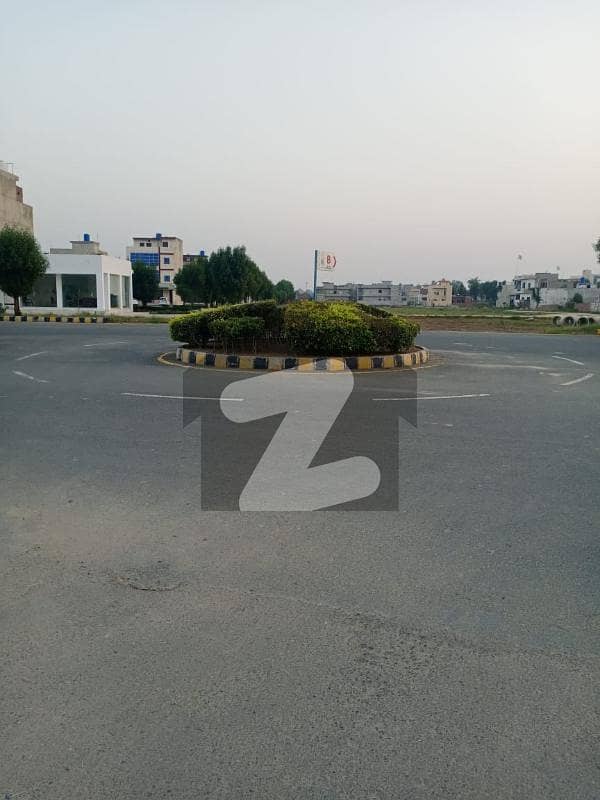 گرینڈ ایوینیو ہاؤسنگ سکیم ۔ بلاک اے گرینڈ ایوینیوز ہاؤسنگ سکیم لاہور میں 5 مرلہ رہائشی پلاٹ 34 لاکھ میں برائے فروخت۔ گرینڈ ایوینیو ہاؤسنگ سکیم ۔ بلاک اے گرینڈ ایوینیوز ہاؤسنگ سکیم لاہور میں 5 مرلہ رہائشی پلاٹ 34 لاکھ میں برائے فروخت۔