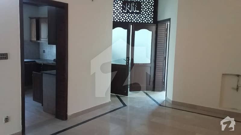 10 Marla House For Rent In Bahria Town Phase 5