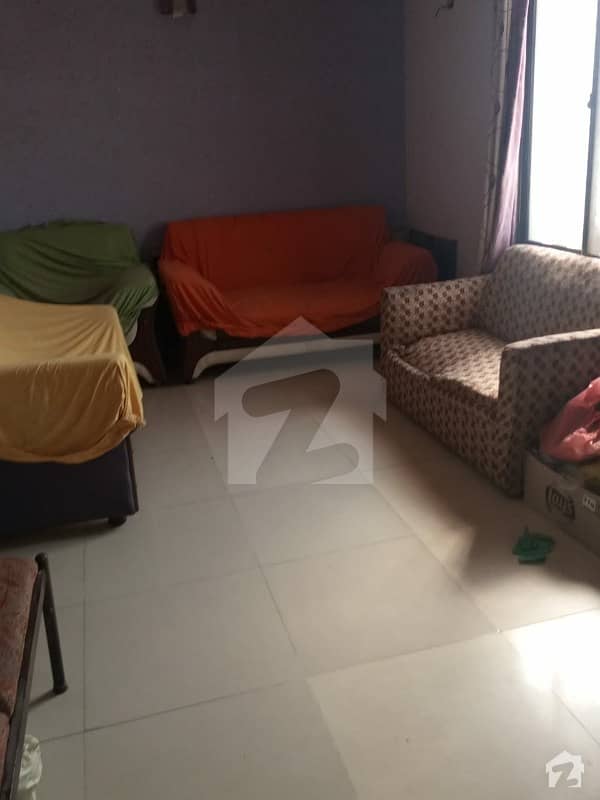 1944 Square Feet Flat Available For Sale In Nazimabad 1 - Block J If You Hurry
