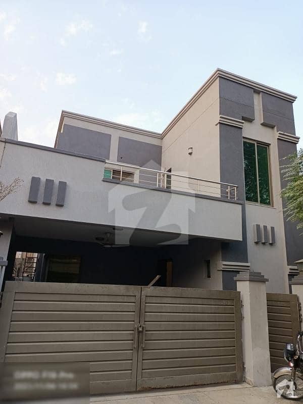 10 Marla 3 Bedrooms House For Sale