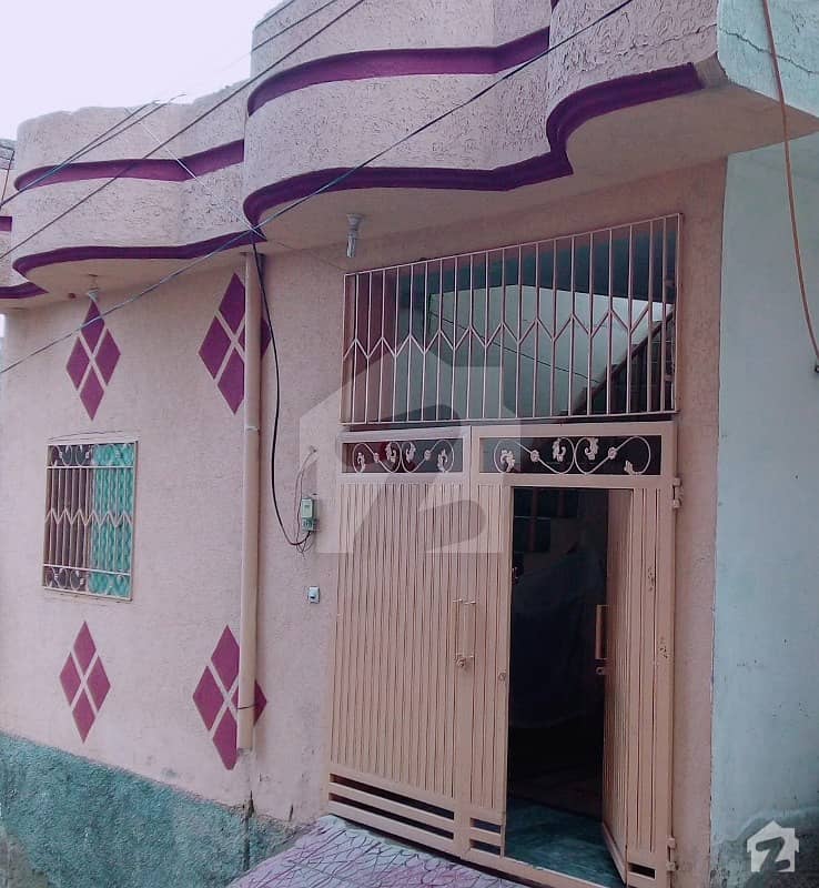 میسرائل روڈ راولپنڈی میں 2 کمروں کا 6 مرلہ مکان 67 لاکھ میں برائے فروخت۔