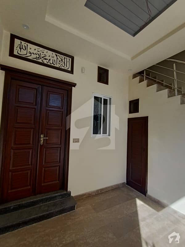 Officers Colony No 2 Madina Town Upper Portion For Rent