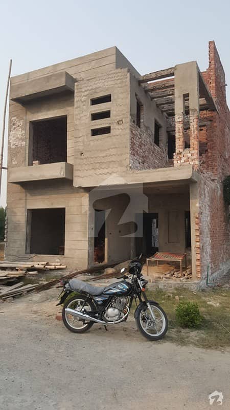 چنار باغ ۔ جھلم بلاک چنار باغ لاہور میں 3 کمروں کا 5 مرلہ مکان 75 لاکھ میں برائے فروخت۔