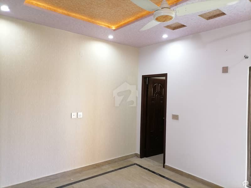 بسم اللہ ہاؤسنگ سکیم لاہور میں 4 کمروں کا 5 مرلہ مکان 1.2 کروڑ میں برائے فروخت۔