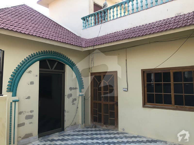 گلستانِ سجاد حیدر آباد میں 5 کمروں کا 8 مرلہ مکان 1.8 کروڑ میں برائے فروخت۔
