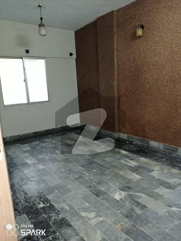 Gulshan-E-Iqbal, Flat 3-Bed,D D Block-5