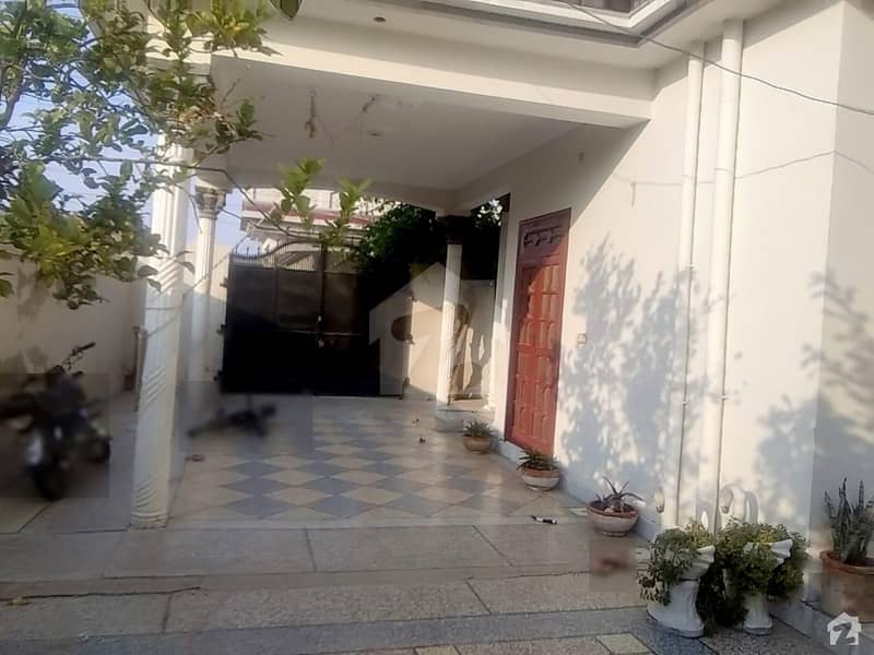 House Available For Sale In Nawab Town