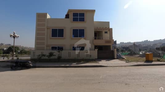 House Is Avilable For Sale