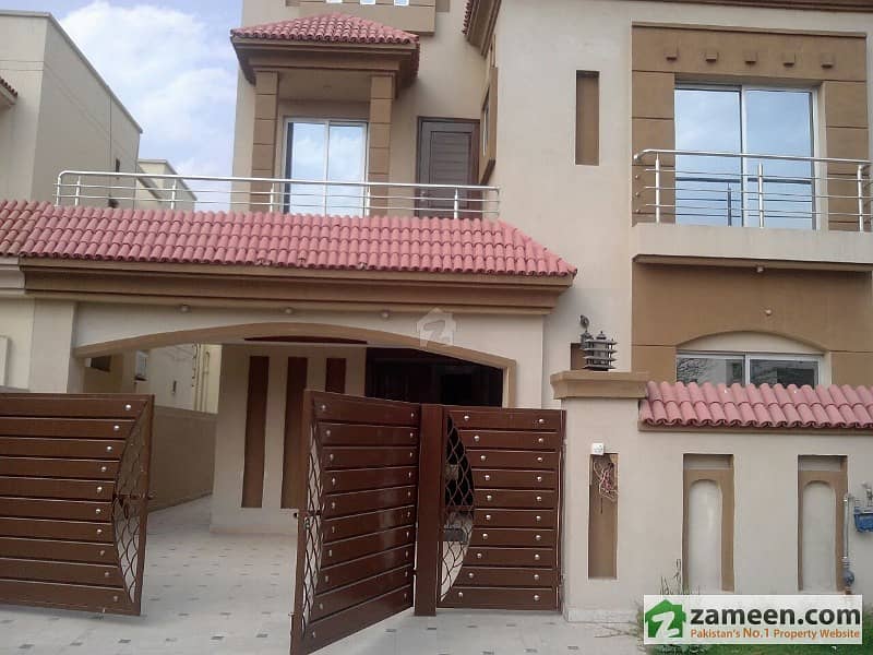 10 DOUBLE STORY HOUSE FOR RENT IN GULMOHAR BALOCK BAHRIA TOWN LAHORE