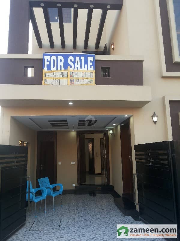 10MARAL DOUBLE STORY HOUSE FOR RENT IN BAHRIA TOWN LAHORE