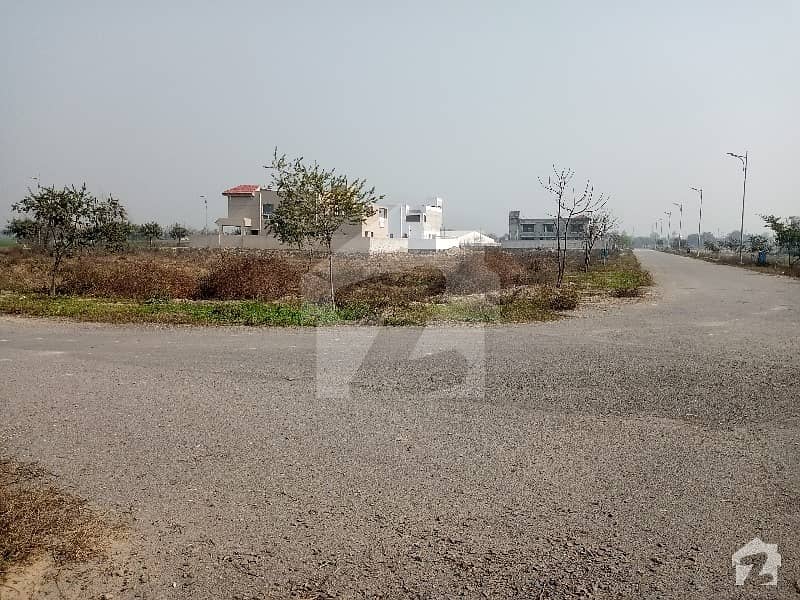 900 Square Feet Commercial Plot In Dha 11 Rahbar Phase 4 - Block Q Is Best Option