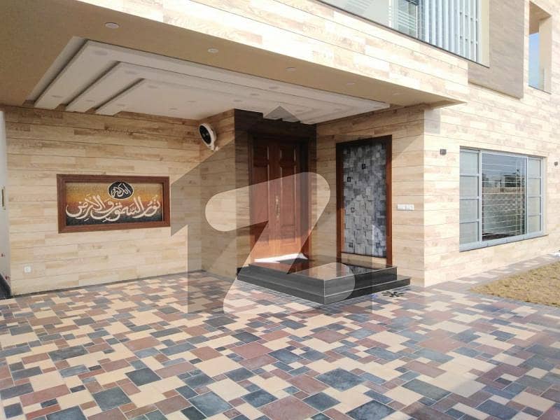 20 MARLA BRAND NEW HOUSE FOR SALE IN DHA PHASE 7 AT VERY PRIME LOCATION