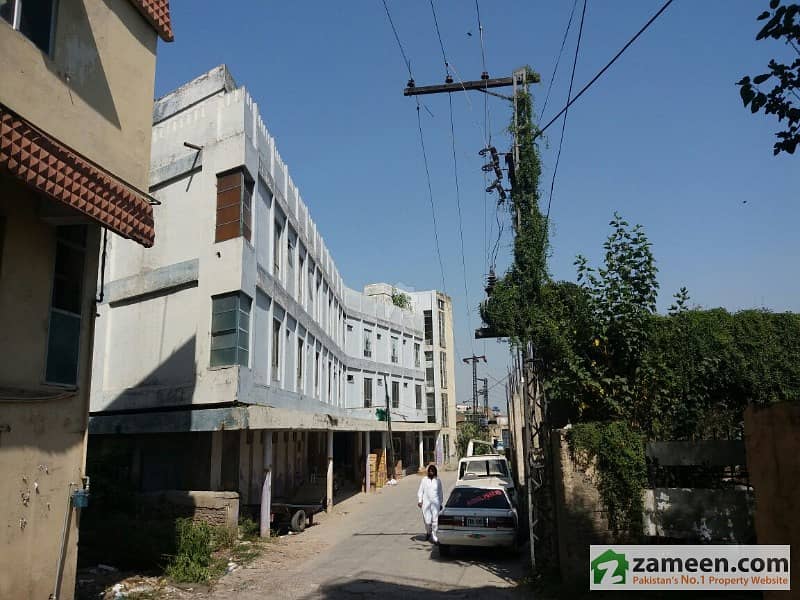 Commercial Plaza 80 Bed Rooms 4 Storey For Sale In Liaquat Bagh Rawalpindi