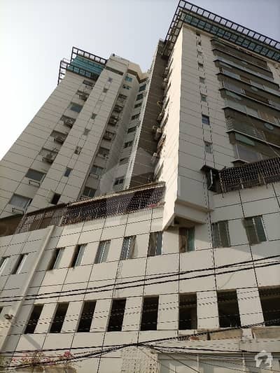 عابدہ ٹاورز سوِل لائنز کراچی میں 4 کمروں کا 12 مرلہ فلیٹ 6 کروڑ میں برائے فروخت۔