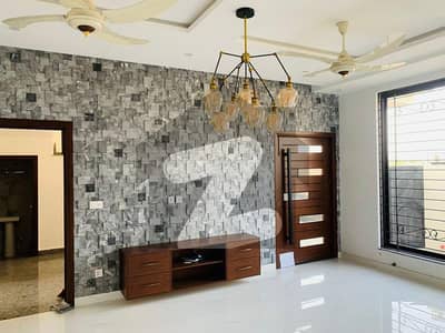 10 Marla Luxury Brand New House For Sale In M3-Ext Lake City 10 Marla Luxury Brand New House For Sale In M3-Ext Lake City